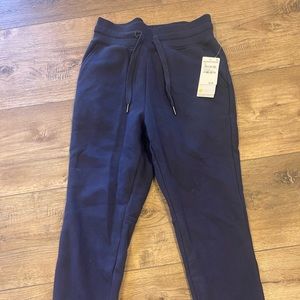 Zella Joggers in navy blue